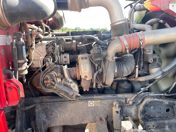 2012-peterbilt-388-image-20