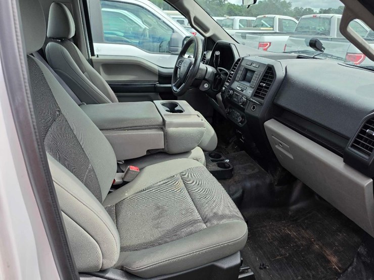 2018-ford-f150-xl-image-6