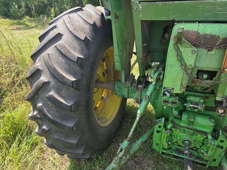 john-deere-4020-image-15