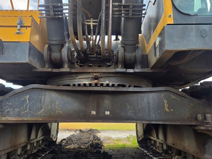 2006-volvo-ec700b-image-10