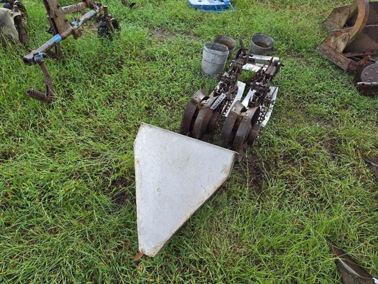 182---1-planter-bin-with-parts-image-4