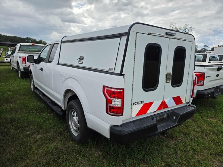 2019-ford-f150-xl-image-3