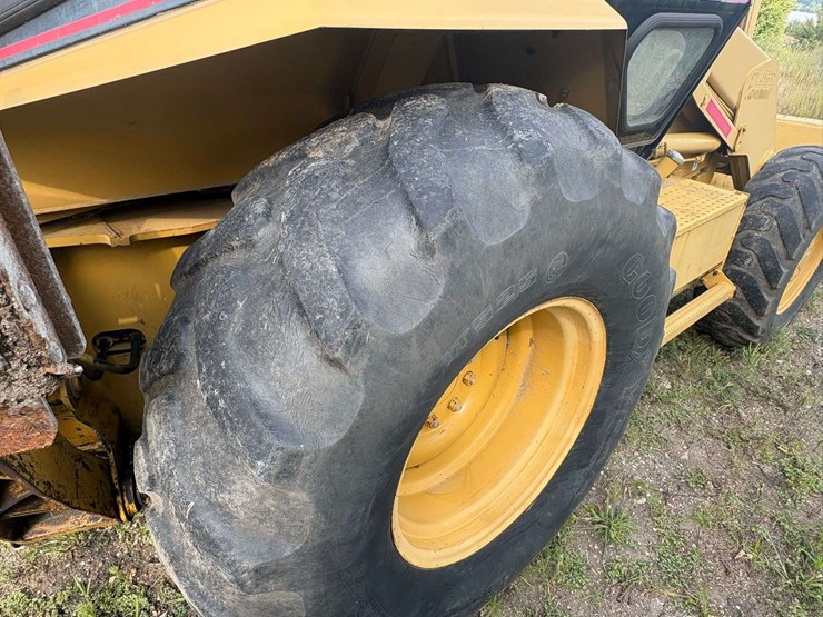 1995-caterpillar-426b-image-32