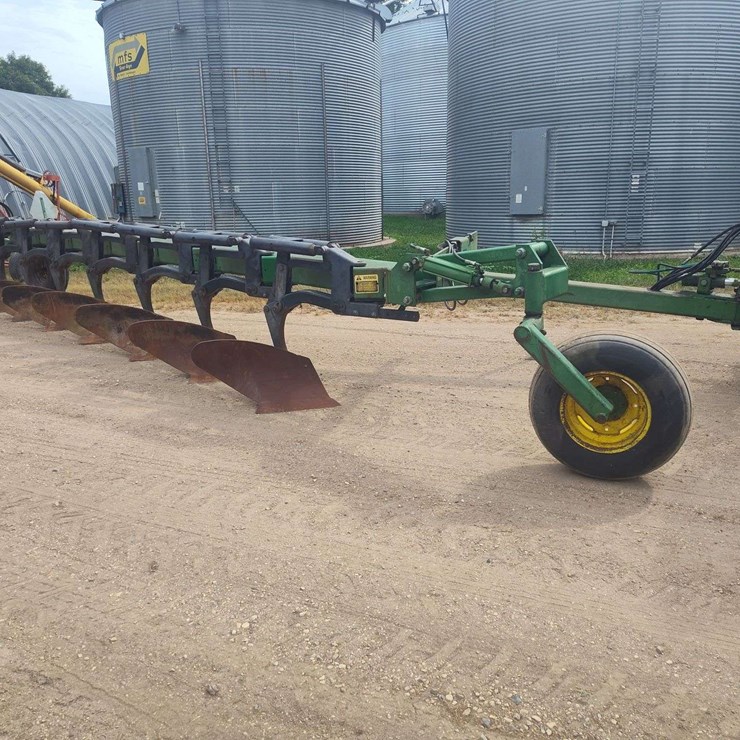 JOHN DEERE 2800