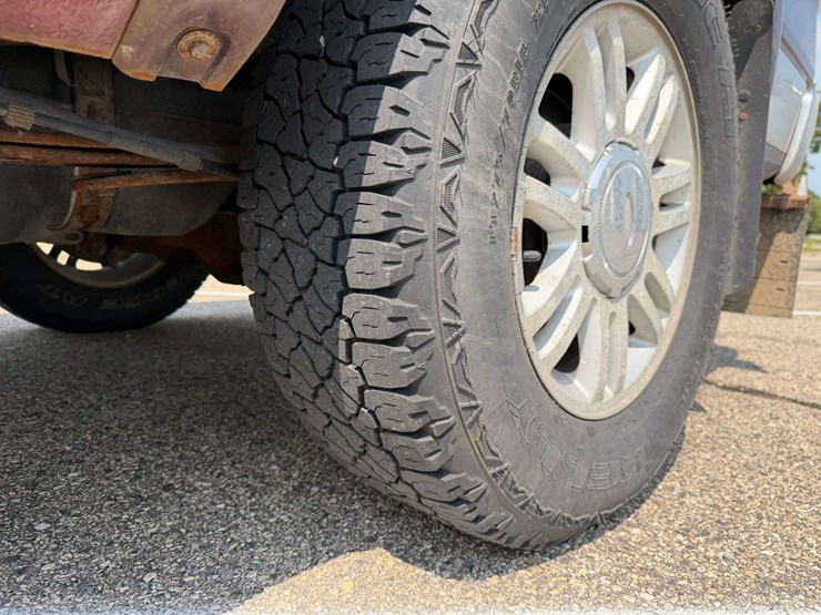 2010-ford-f150-lariat-image-19