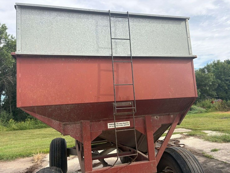 m&w-little-red-wagon-image-10