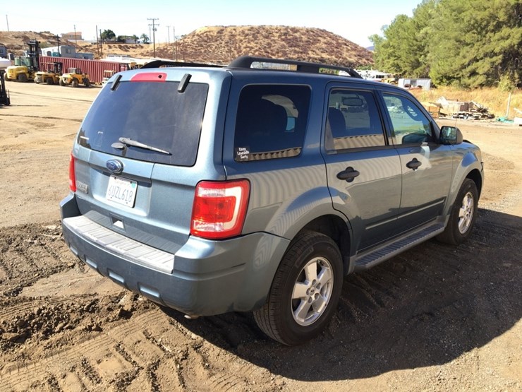 2012-ford-escape-xlt-image-3