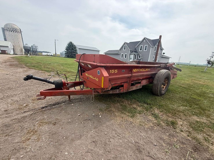 new-holland-155-image-21