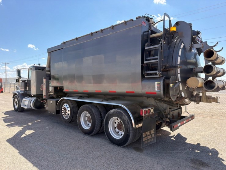 2018-peterbilt-367-image-10