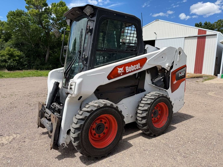 2022-bobcat-s62-image-1