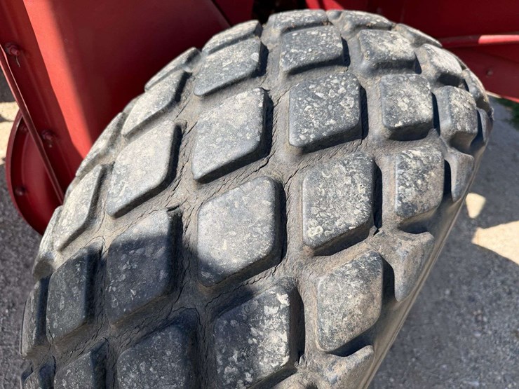 case-ih-230-image-30