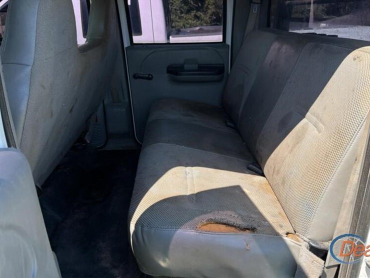 2006-ford-f450-xl-image-11