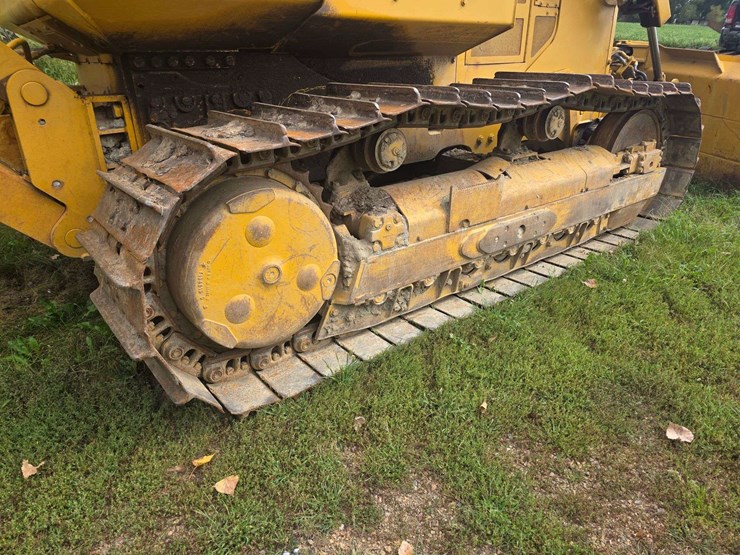deere-750b-lt-image-20