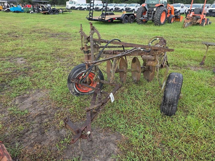 176---1940s-offset-disc-tiller-image-2