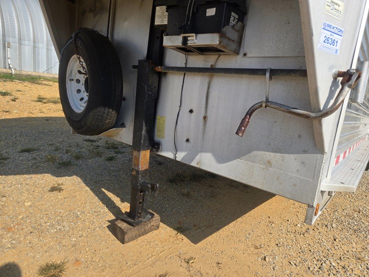 #26361-•-1995-30'-featherlite-trailer-image-13