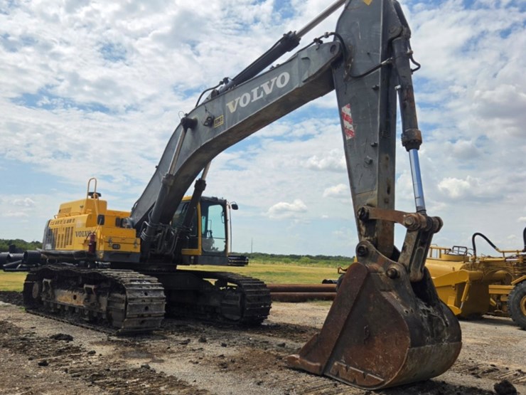2006-volvo-ec700b-image-2