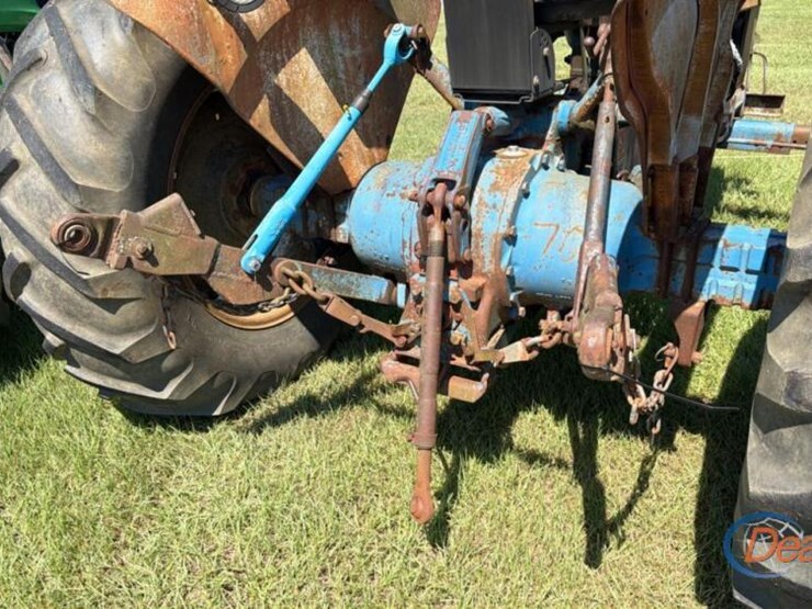 ford-4000-image-6