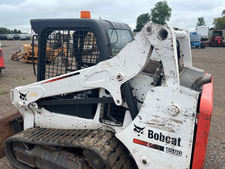 bobcat-t590-image-21
