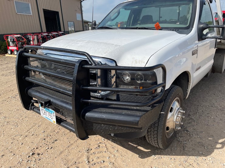 2003-ford-f550-image-5