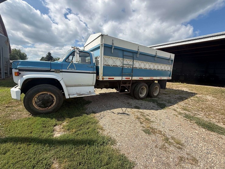 1975-chevrolet-c65-image-9