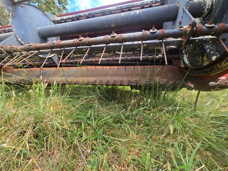 hesston-1091-image-12
