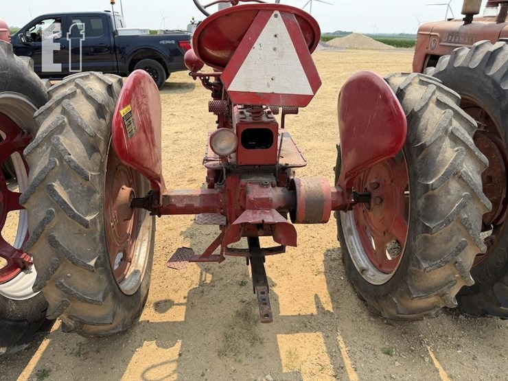 1954-farmall-super-c-image-5