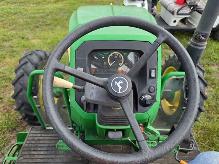 john-deere-5055e-image-11