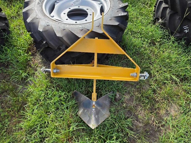 234---county-line-middle-buster-plow-image-1