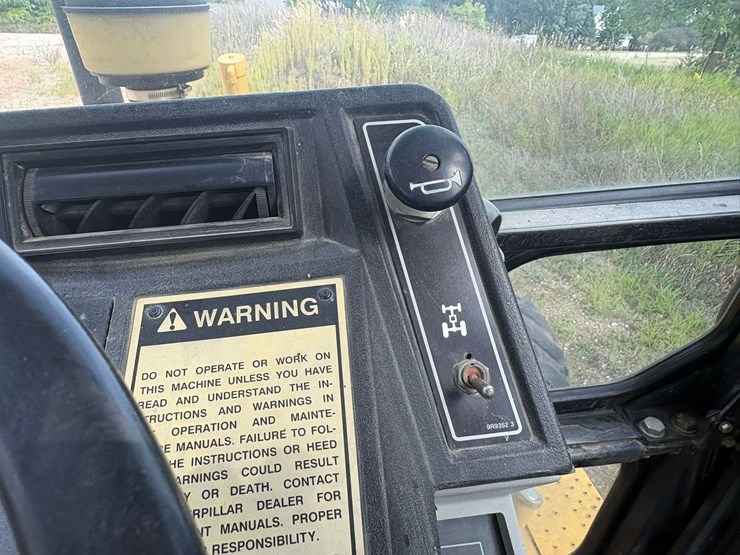 1995-caterpillar-426b-image-57
