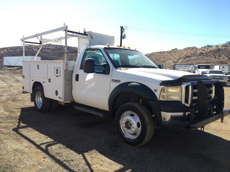 2006-ford-f450-xlt-image-2