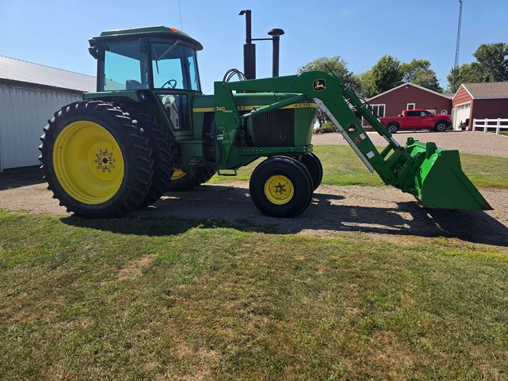 1977-john-deere-4430-image-11