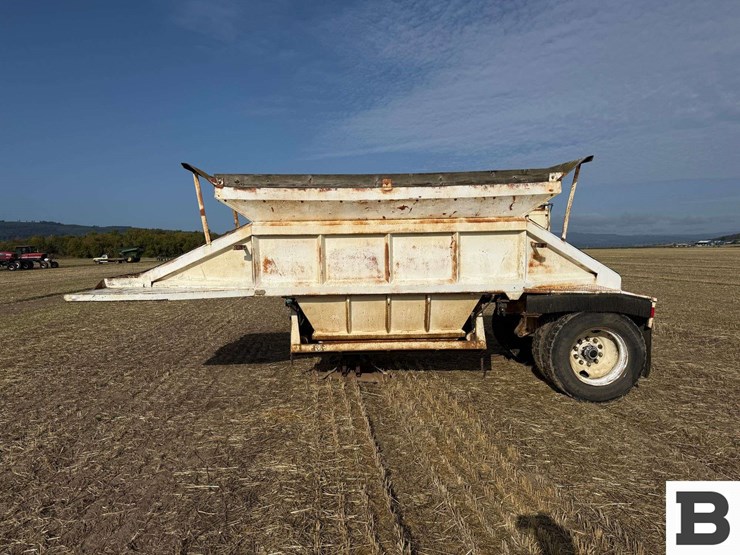 1969-utl-utility-steel-belly-dump-trailer-image-3