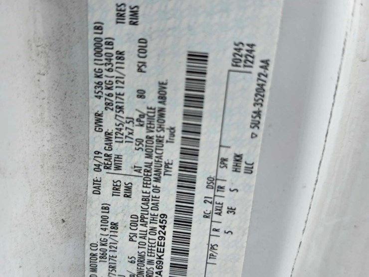 2019-ford-f250-xl-image-11