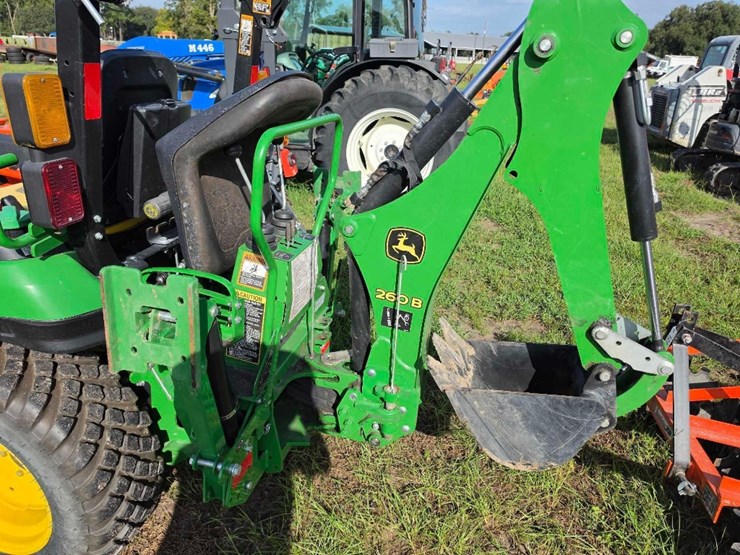2021-john-deere-2025r-image-6