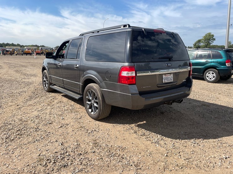 2017-ford-expedition-image-3