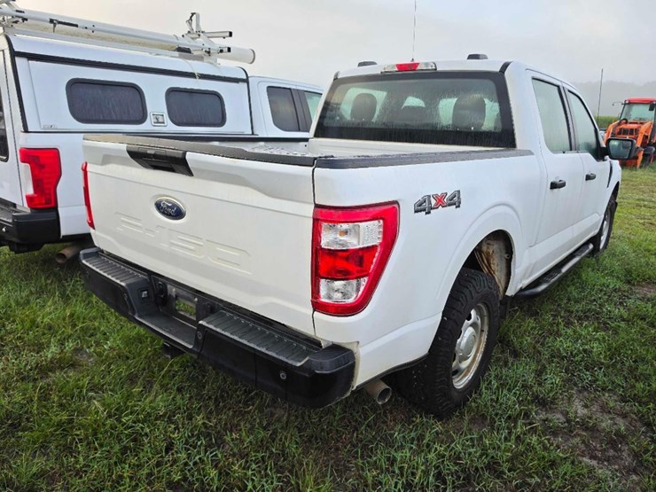 2022-ford-f150-xl-image-5