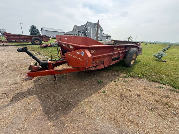 new-holland-165-image-13