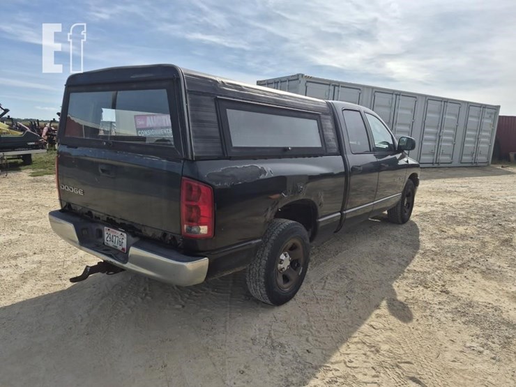 2002-dodge-ram-1500-image-3