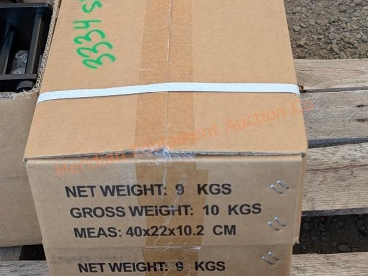 ~8--4"-stake-pocket-winches-image-5