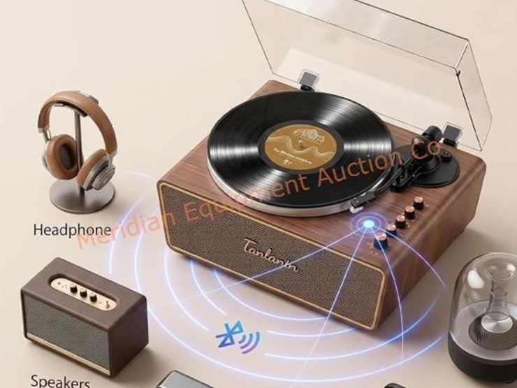 turntable-record-player-with-built-in-4-speakers-image-3