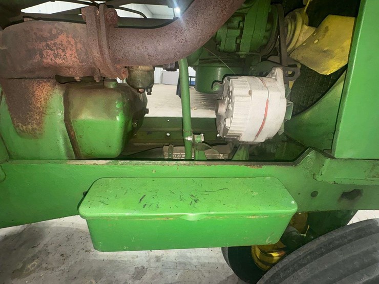 1955-john-deere-60-image-16