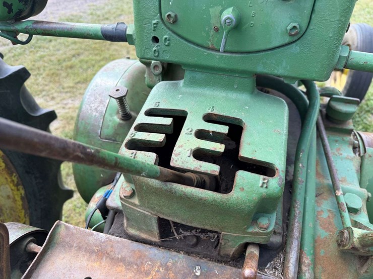 john-deere-50-image-37