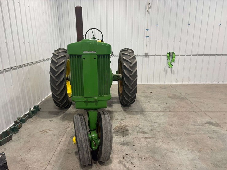 1955-john-deere-60-image-3