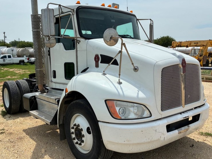 2019-kenworth-t370-image-3