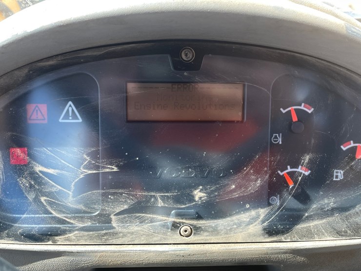 2005-volvo-l90e-image-38