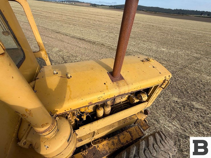 caterpillar-12-image-55