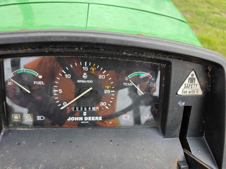 john-deere-5203-image-10