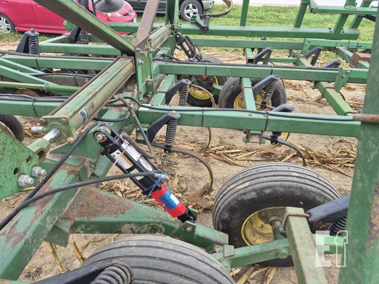 john-deere-724-image-8