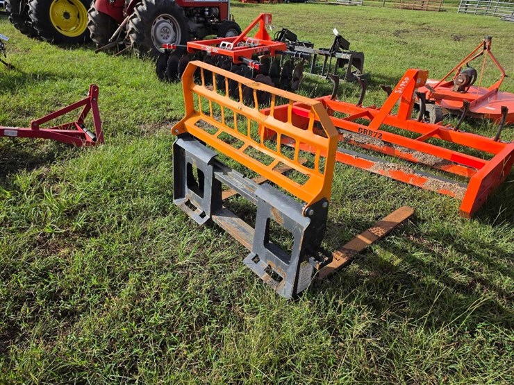 209---land-honor-48"-pallet-forks-image-4