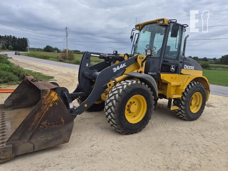 2016-deere-344k-image-1